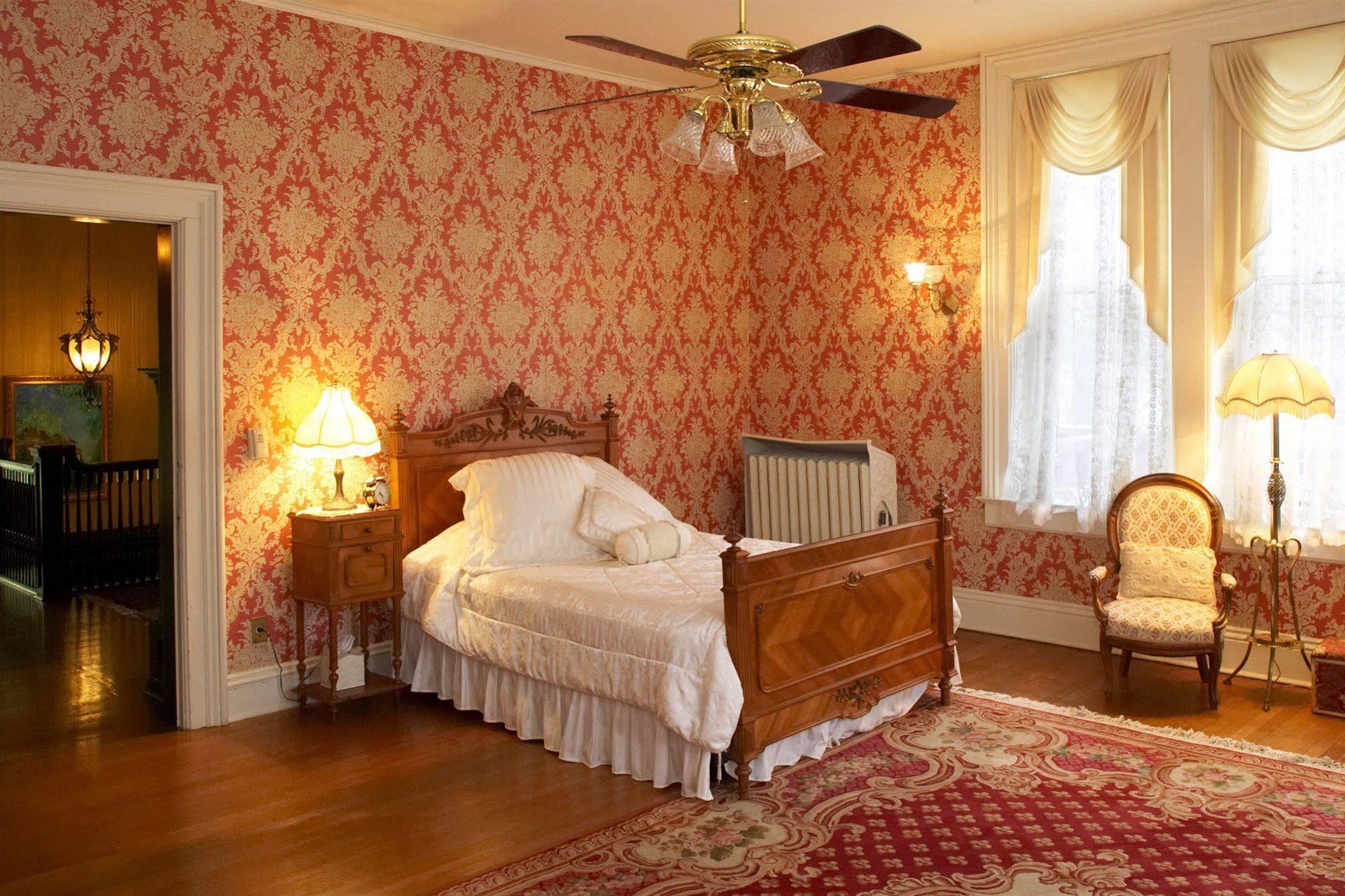 Vrooman Mansion Bloomington Bilik gambar