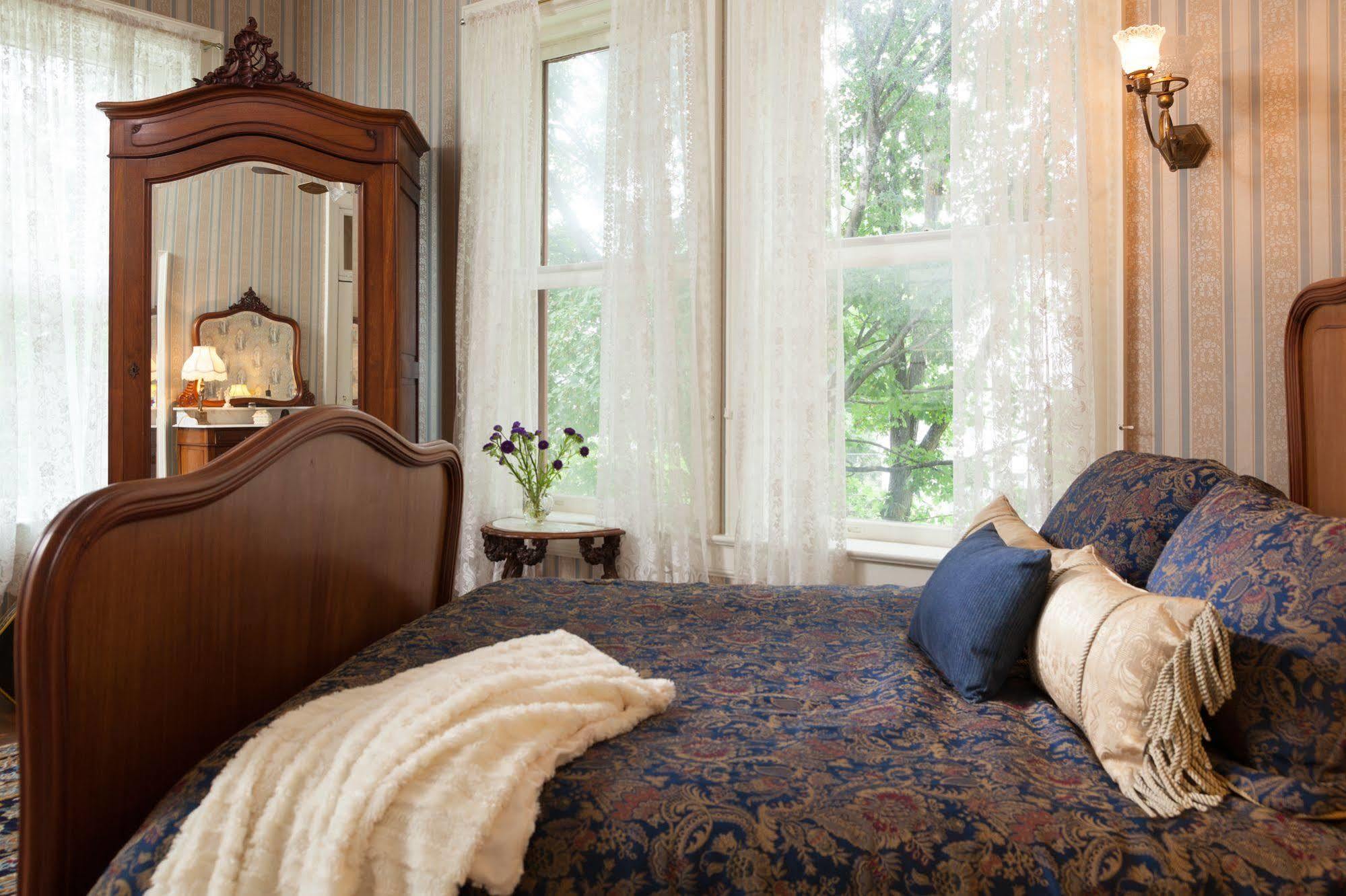 Vrooman Mansion Bloomington Luaran gambar